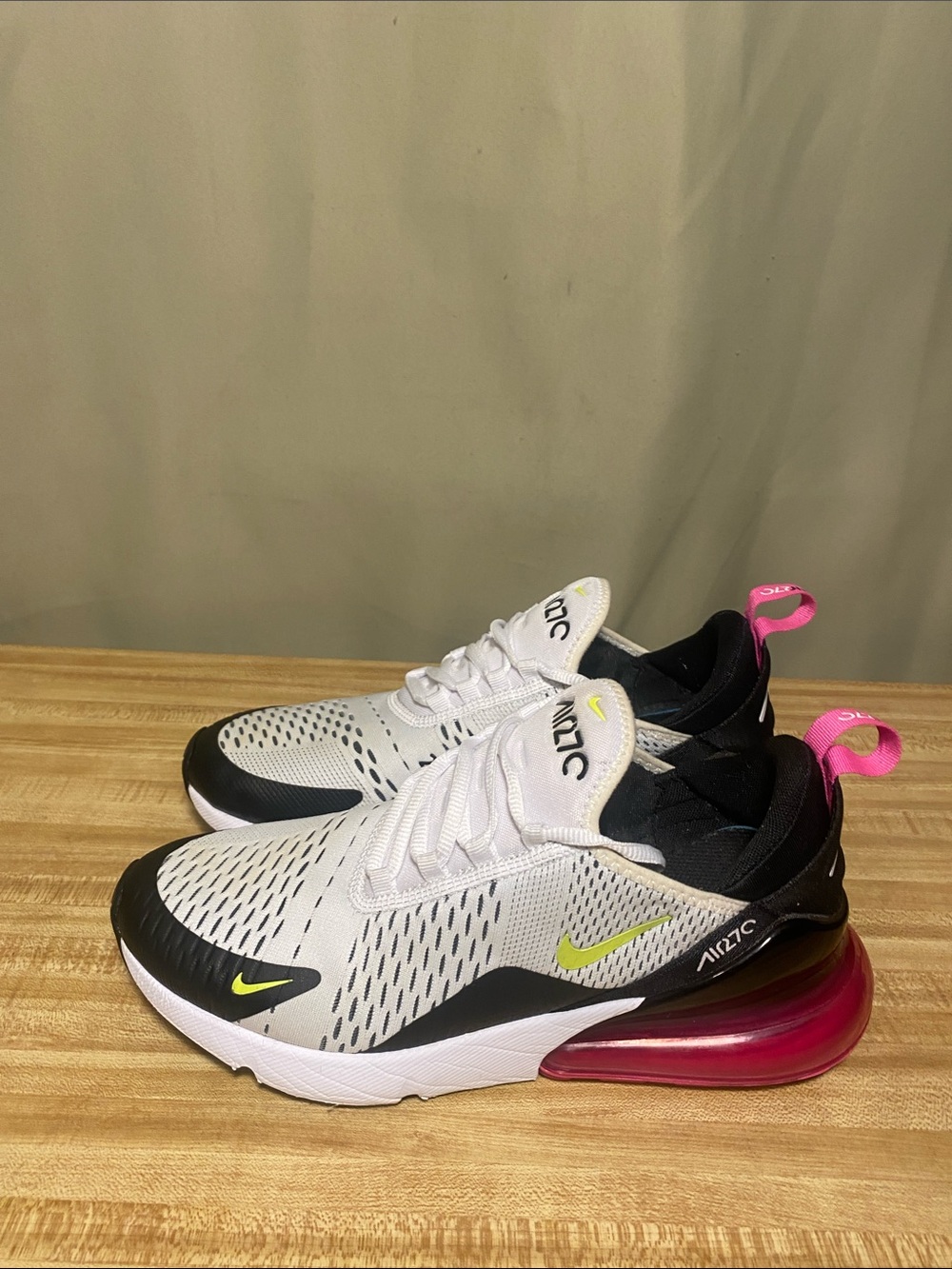 Nike Air Max 270 White Volt Laser Fuchsia Black Shoes Mens 9